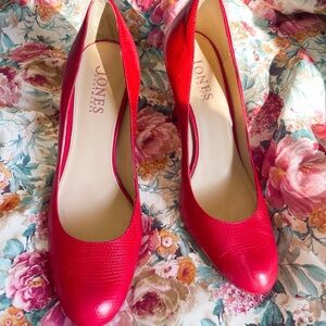 Women's Red Pumps Jones Bootmakers vintage size 8.5
